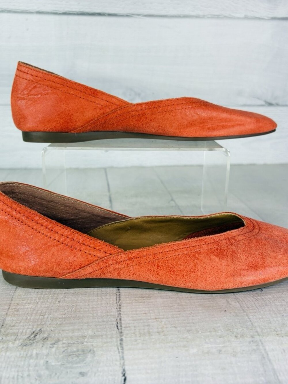 Lucky Brand ALBA Grenadine Hard Rock Orange Leather Square Toe Flat Shoe Sz 6 M - Picture 2 of 16